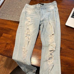 Light Wash Blue Jeans